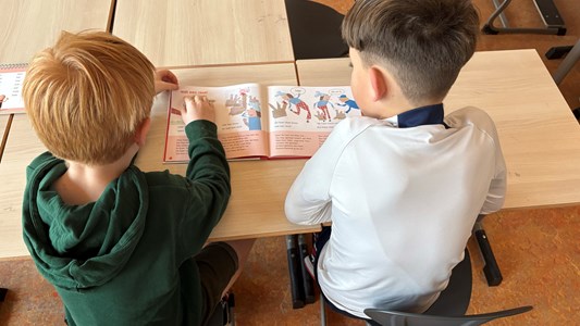 Groep 7 gaat tutorlezen! ๐๐ฅ