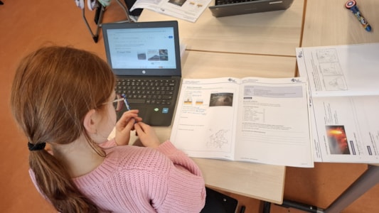 In de groepen 6 werken wij aan het thema โAardse extremenโ. ๐ง๏ธ๐